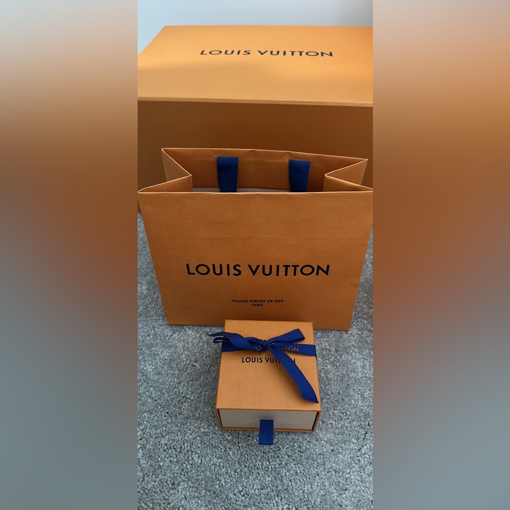 LOUIS VUITTON Authentic Empty Gift Box Shopping Bag Small